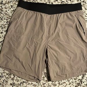 Ten Thousand Tactical Short